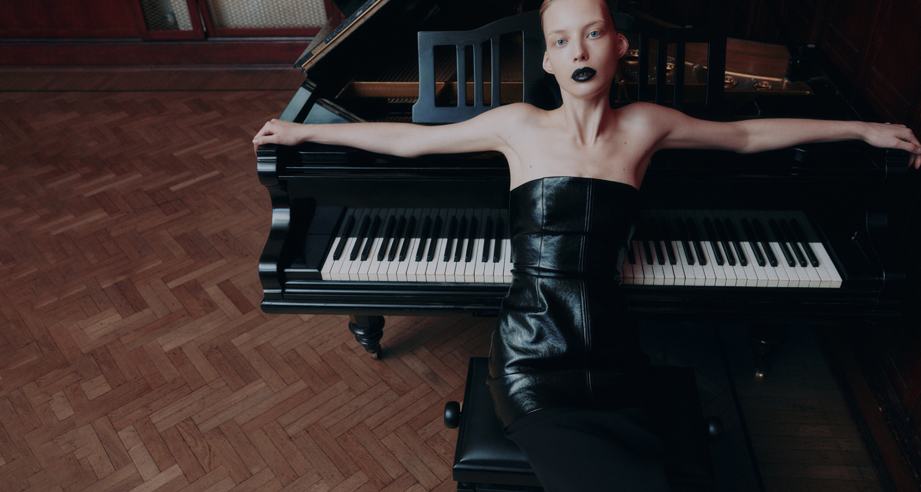 Изделия на фото