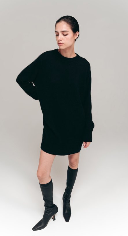 Платье-свитер с круглым вырезом