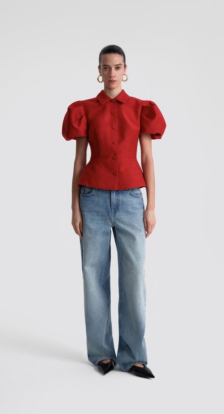 Блуза с объемными рукавами