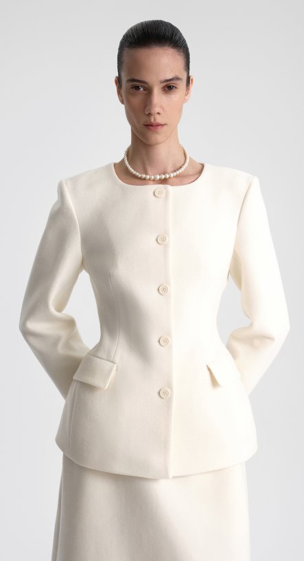 Жакет приталенный из пальтовой ткани									