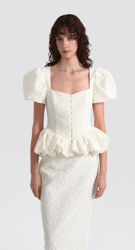 Блуза из кружева