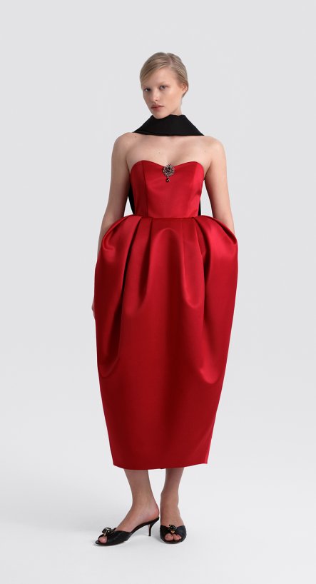 Платье с юбкой тюльпан